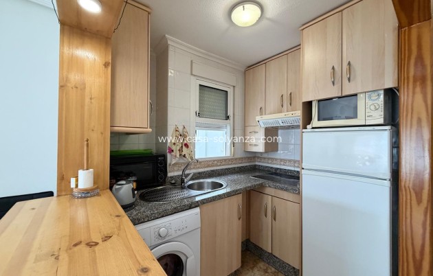 Resale - Apartment / flat - Torrevieja - Playa del Cura