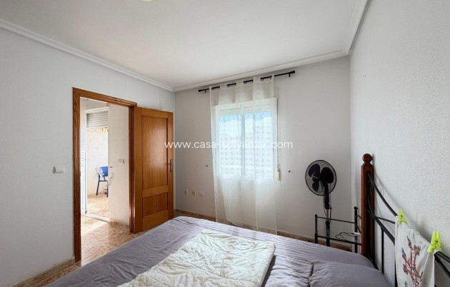 Resale - Apartment / flat - Torrevieja - Playa del Cura