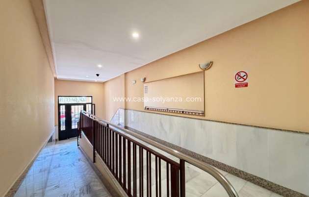 Resale - Apartment / flat - Torrevieja - Playa del Cura