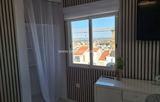 Resale - Apartment / flat - Torrevieja - Torrejón