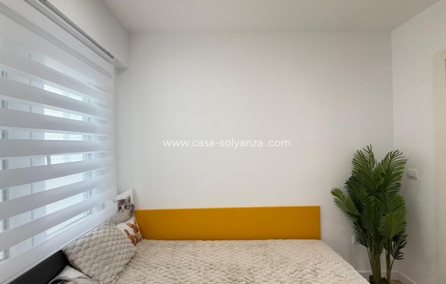 Resale - Apartment / flat - Torrevieja - Center