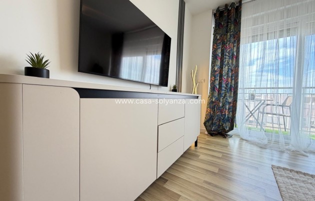 Resale - Apartment / flat - Torrevieja - Center