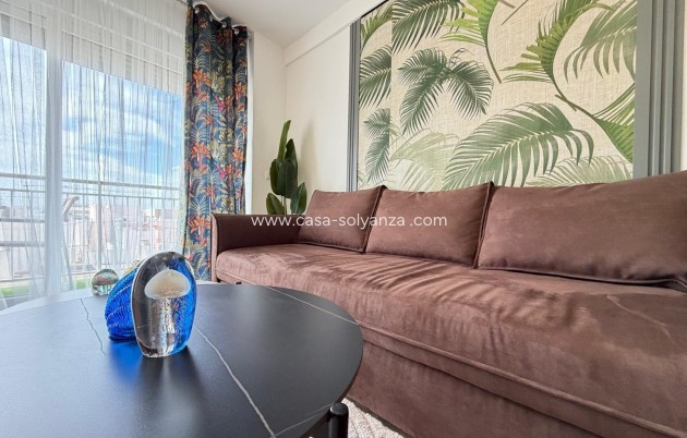 Resale - Apartment / flat - Torrevieja - Center