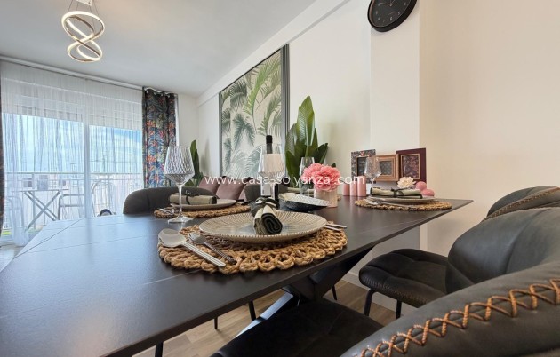 Resale - Apartment / flat - Torrevieja - Center