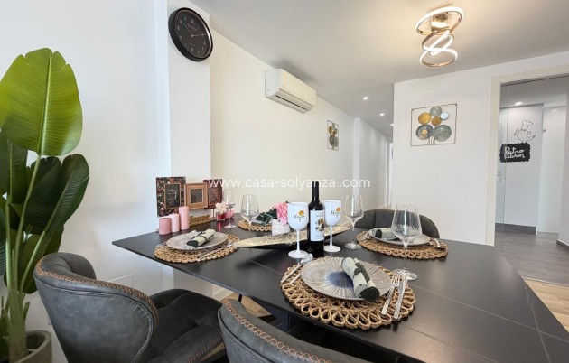 Resale - Apartment / flat - Torrevieja - Center