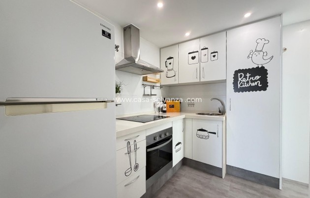 Resale - Apartment / flat - Torrevieja - Center