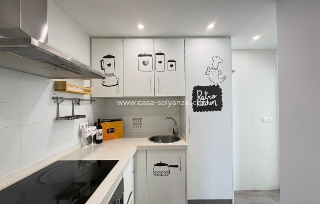 Resale - Apartment / flat - Torrevieja - Center