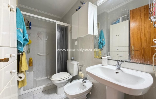 Resale - Apartment / flat - Torrevieja - Acequion