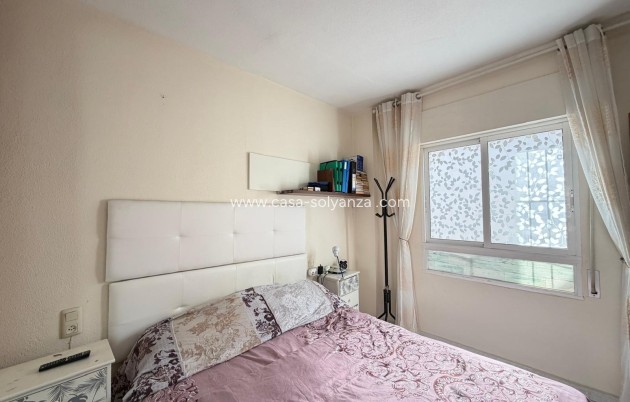Resale - Apartment / flat - Torrevieja - Acequion