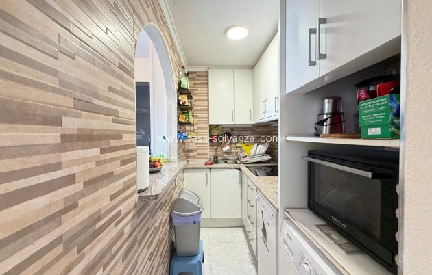 Resale - Apartment / flat - Torrevieja - Acequion