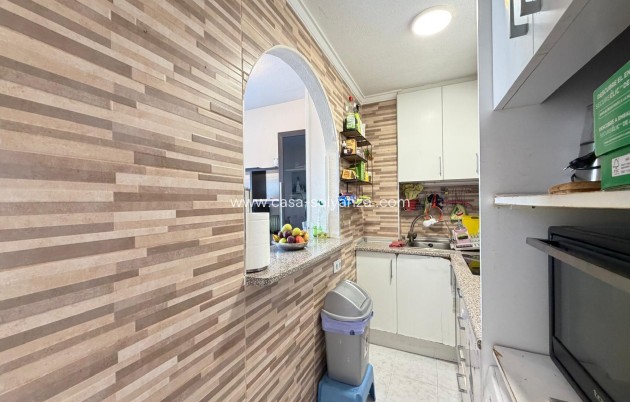 Resale - Apartment / flat - Torrevieja - Acequion