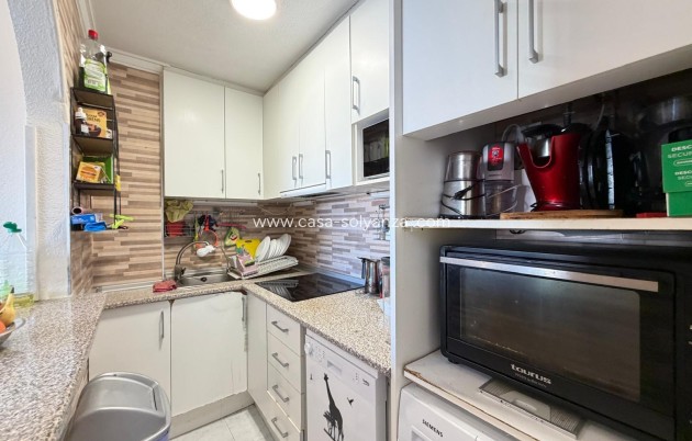 Resale - Apartment / flat - Torrevieja - Acequion