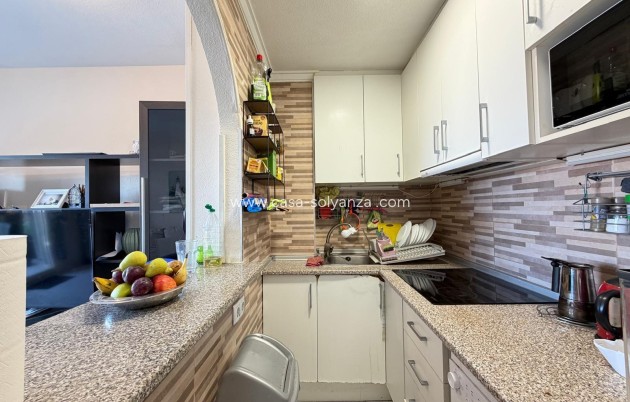 Resale - Apartment / flat - Torrevieja - Acequion