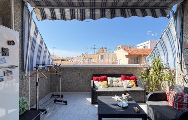 Resale - Apartment / flat - Torrevieja - Acequion