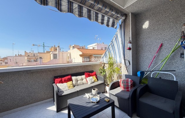 Resale - Apartment / flat - Torrevieja - Acequion