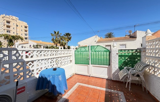 Resale - Townhouse - Torrevieja - Nueva Torrevieja