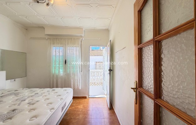 Resale - Townhouse - Torrevieja - Nueva Torrevieja