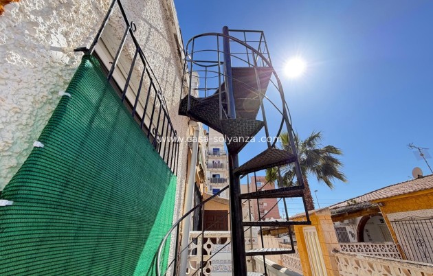 Resale - Townhouse - Torrevieja - Nueva Torrevieja