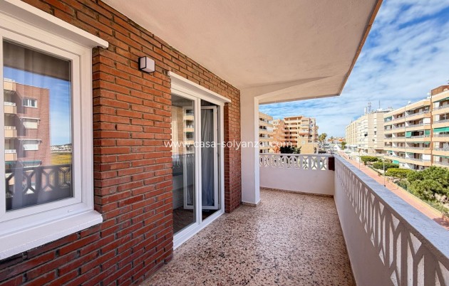 Reventa - Apartamento / piso - Torrevieja - Punta Prima