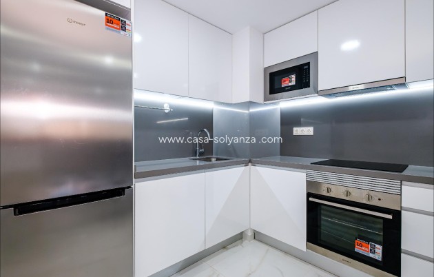 Resale - Apartment / flat - Torrevieja - Playa del Cura