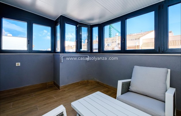 Resale - Apartment / flat - Torrevieja - Playa del Cura