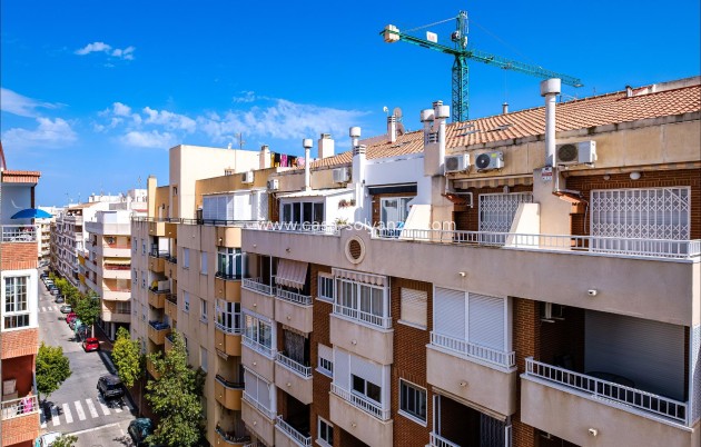 Resale - Apartment / flat - Torrevieja - Playa del Cura