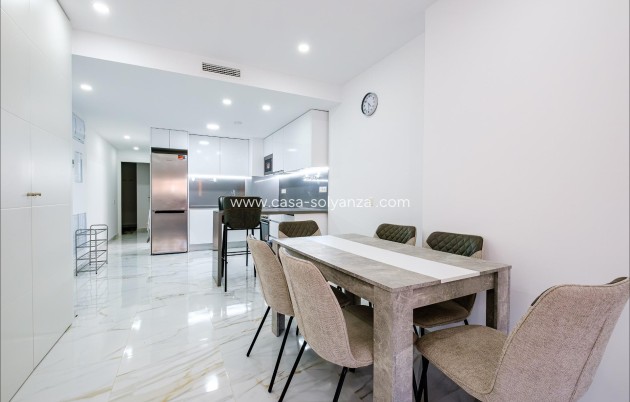 Resale - Apartment / flat - Torrevieja - Playa del Cura