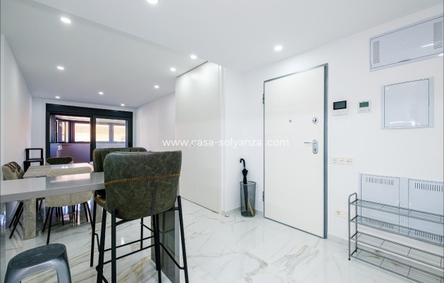 Resale - Apartment / flat - Torrevieja - Playa del Cura