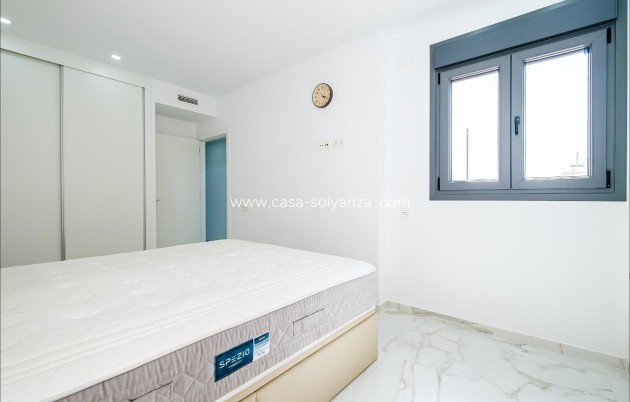 Resale - Apartment / flat - Torrevieja - Playa del Cura