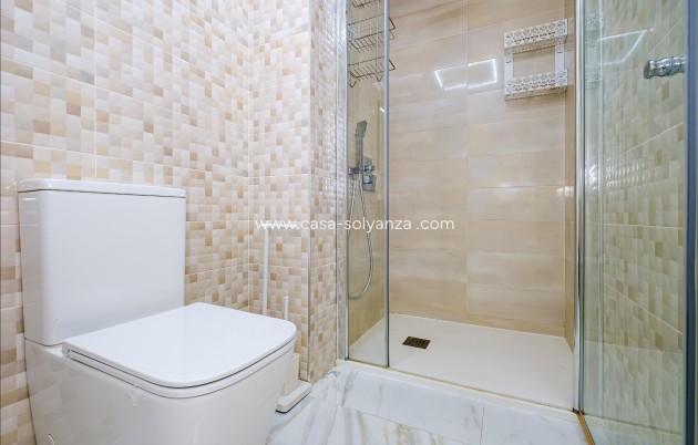 Resale - Apartment / flat - Torrevieja - Playa del Cura
