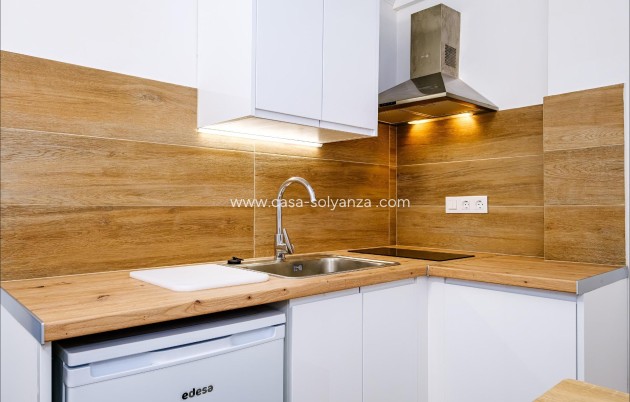 Resale - Apartment / flat - Torrevieja - Playa del Cura