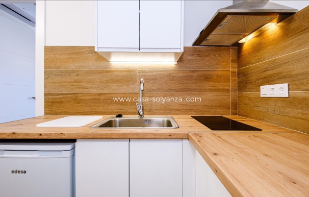 Resale - Apartment / flat - Torrevieja - Playa del Cura