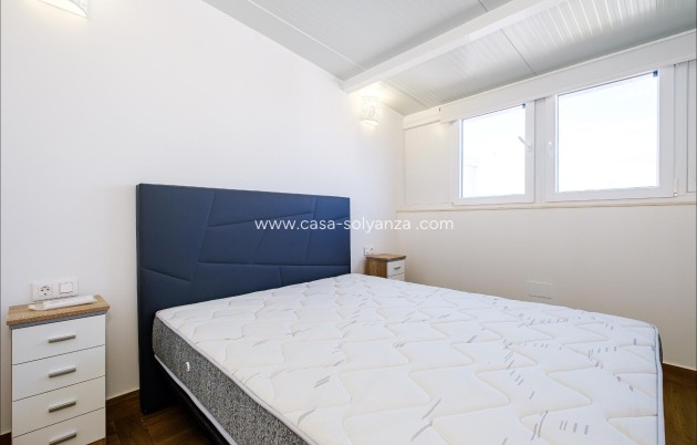 Resale - Apartment / flat - Torrevieja - Playa del Cura