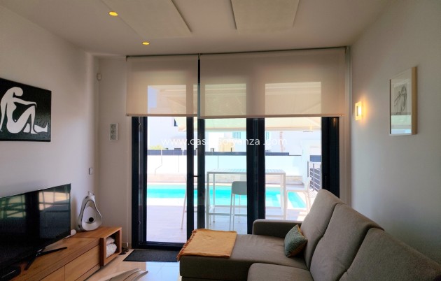 Reventa - Villa - San Miguel de Salinas - Inland