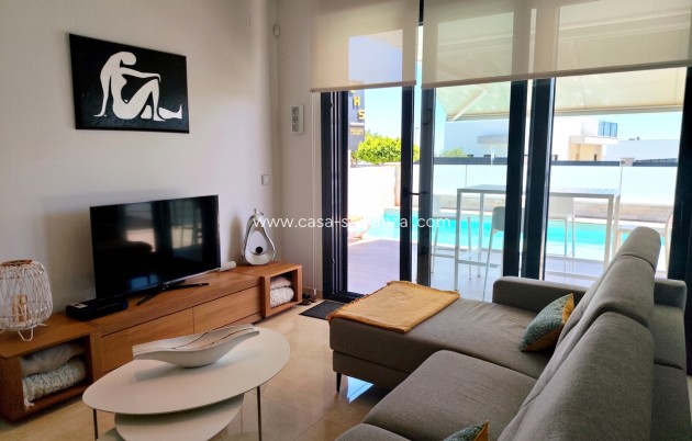 Reventa - Villa - San Miguel de Salinas - Inland