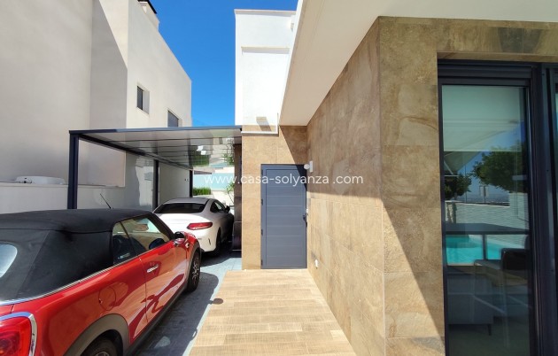 Reventa - Villa - San Miguel de Salinas - Inland