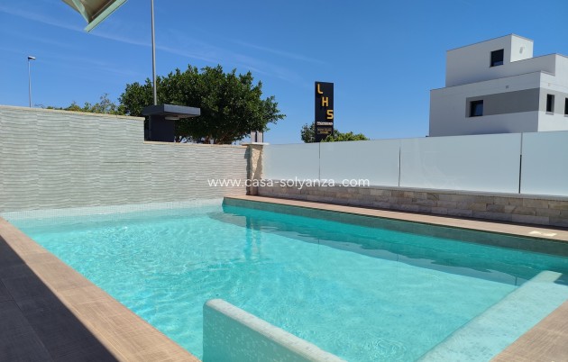 Reventa - Villa - San Miguel de Salinas - Inland