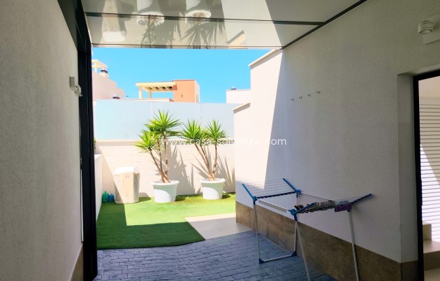 Reventa - Villa - San Miguel de Salinas - Inland