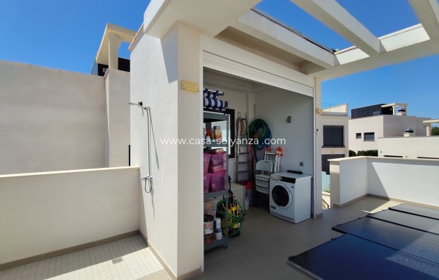 Reventa - Villa - San Miguel de Salinas - Inland