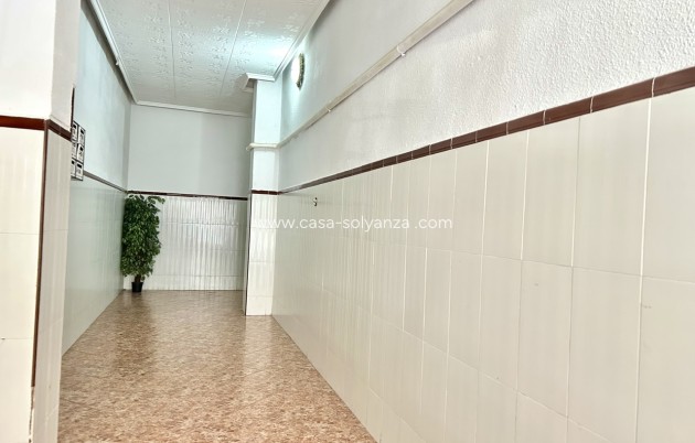 Resale - Apartment / flat - Torrevieja - Costa Blanca