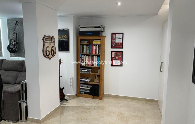 Reventa - Villa - Villamartin - El Galan