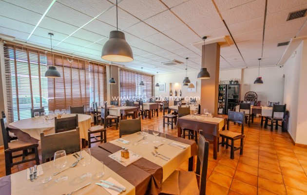 Resale - Commercial - San Miguel de Salinas - Costa Blanca