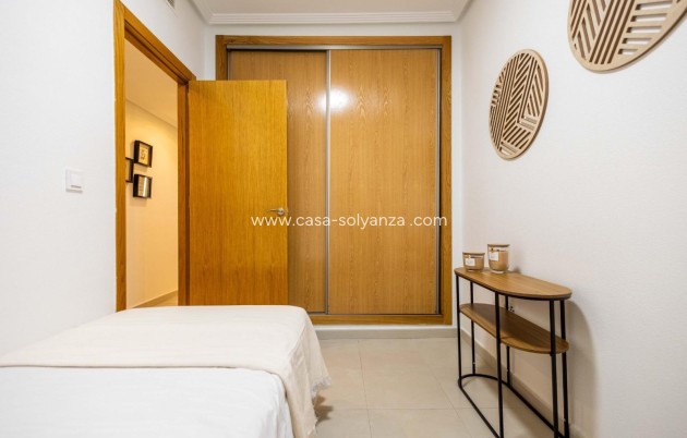 Reventa - Apartamento / piso - Torrevieja - Las calas