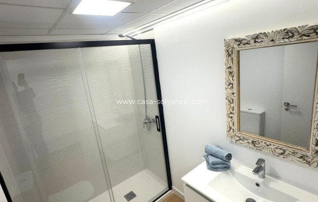 Reventa - Apartamento / piso - Torrevieja - Centro - Muelle Pesquero