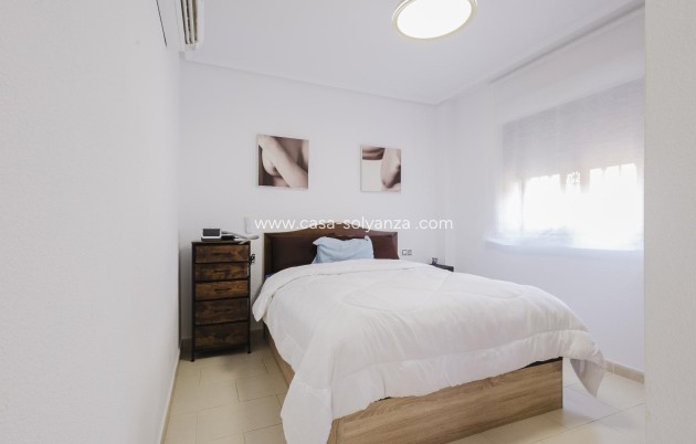 Reventa - Villa - Torrevieja - Aguas nuevas