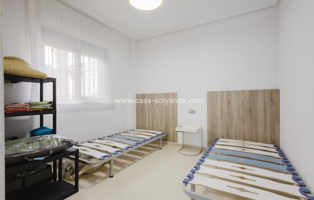 Reventa - Villa - Torrevieja - Aguas nuevas
