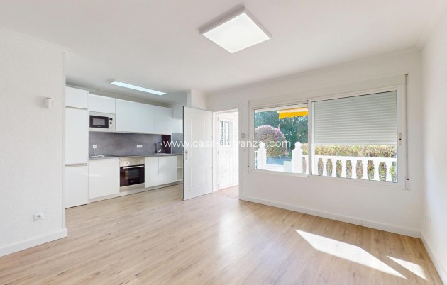 Resale - Bungalow - Orihuela Costa - Villamartín