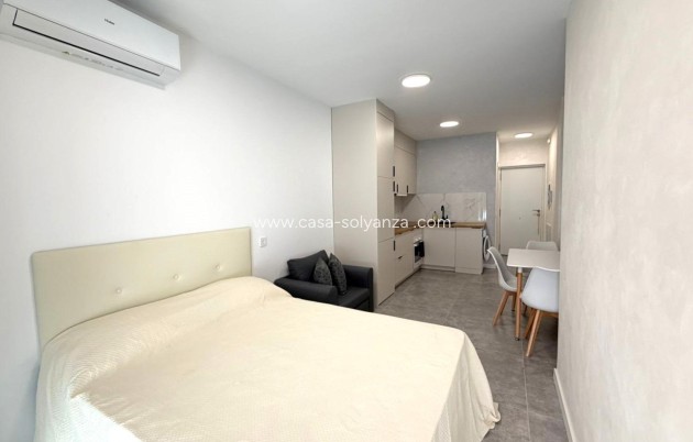 Resale - Apartment / flat - Torrevieja - Playa del Cura