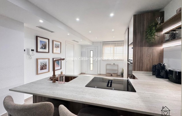 Reventa - Apartamento / piso - Torrevieja - El Acequión - Los Náufragos