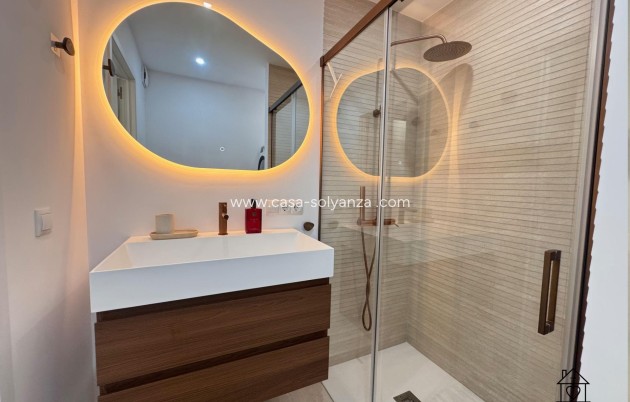 Reventa - Apartamento / piso - Torrevieja - El Acequión - Los Náufragos